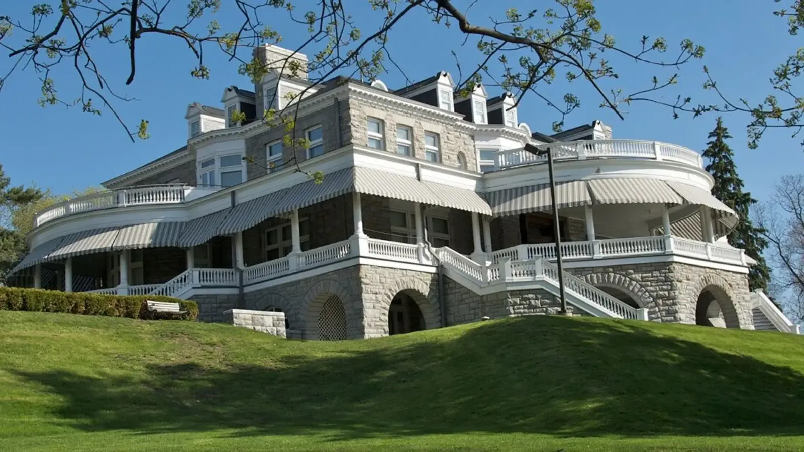 Fulford Place Museum